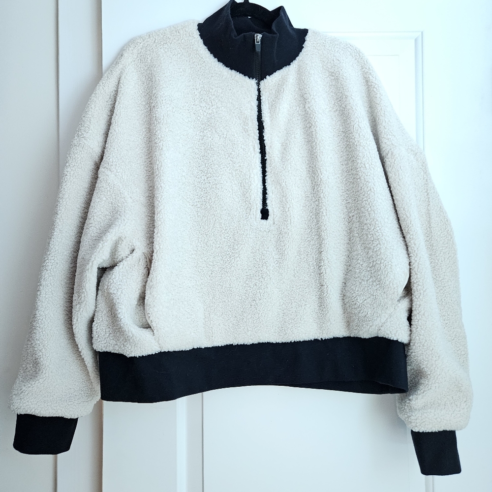 Fabletics Dream Polar Fleece zip Pullover NWT